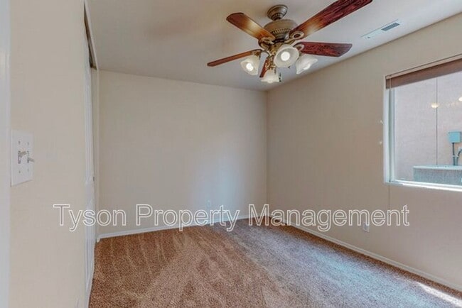 Building Photo - 7615 Red Finch Ct NW
