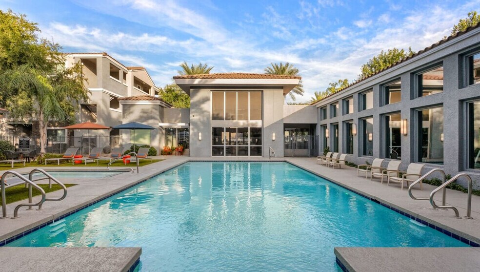 Building Photo - 15 W Villa Rita Dr