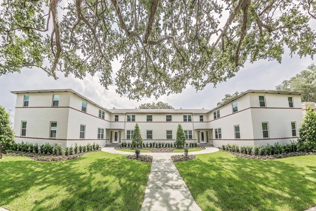 Primary Photo - 847 Highland Ave