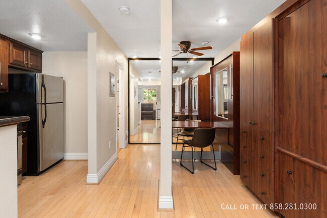 Building Photo - 3927 Nobel Dr