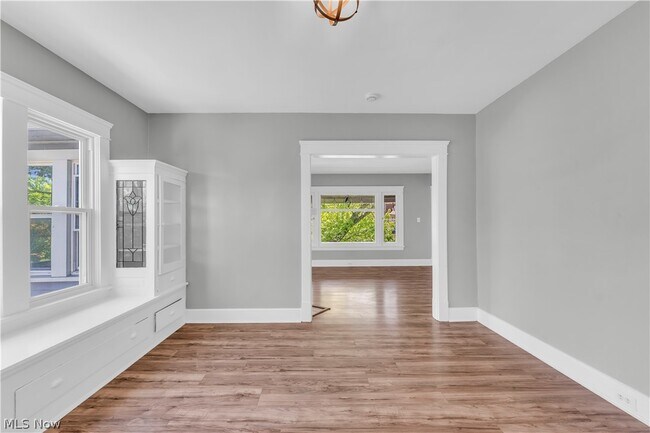Building Photo - 3309 Desota Ave