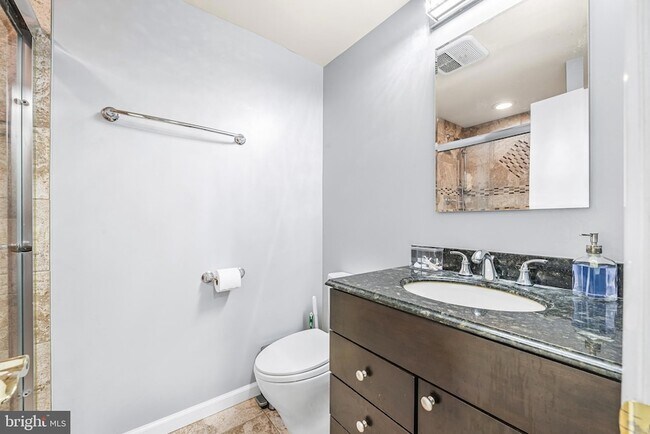 Building Photo - 25921 Largo Ct