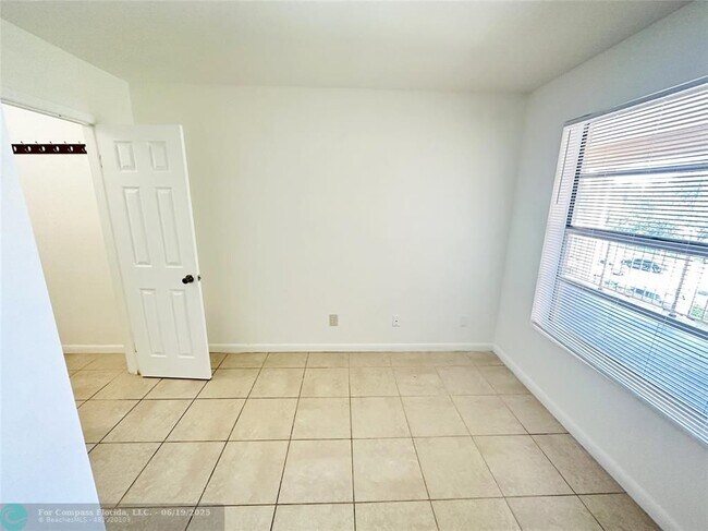 Building Photo - 15290 SW 106th Ln
