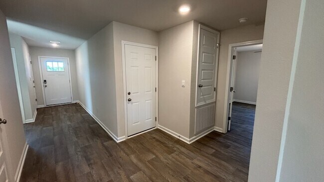 Building Photo - 11426 Elemis Dr