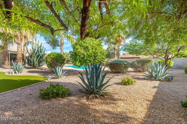 Building Photo - 15430 N 51st Pl