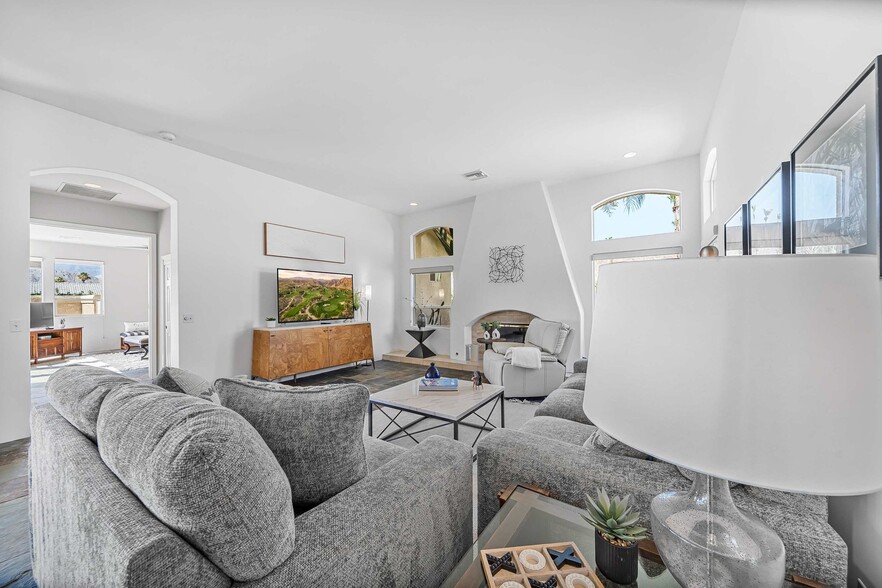 Building Photo - 49810 Ave Montero