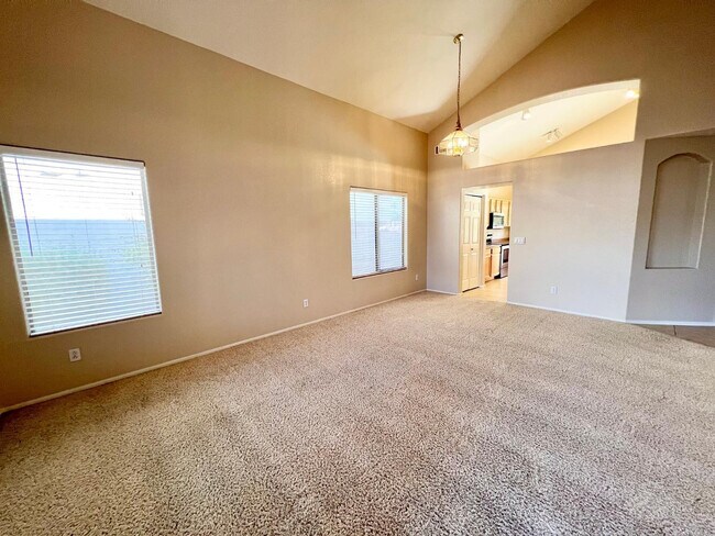 Building Photo - 7309 W Mohawk Ln