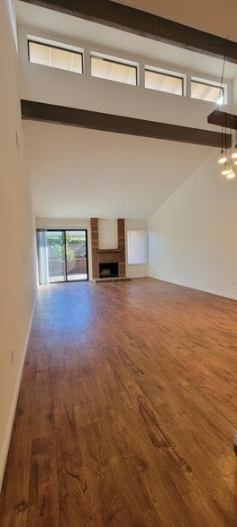 Building Photo - 604 Via Pavon