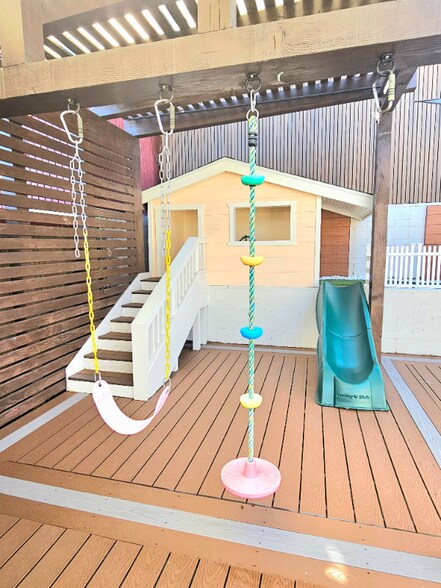 Building Photo - 3822 Aragon Dr