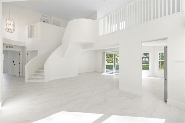 Building Photo - 1801 Laurence Ct