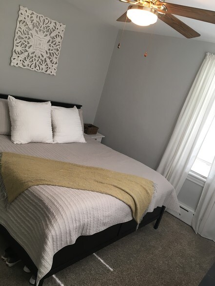 Bedroom - 108 W 6th Ave