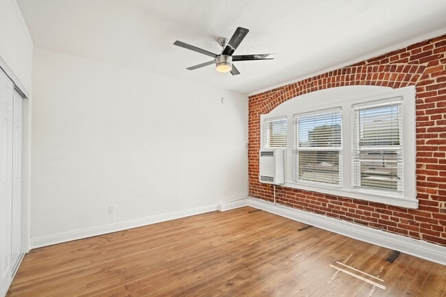 Building Photo - 447 S Rampart Blvd