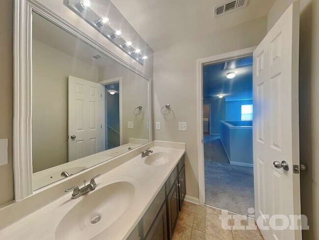 Building Photo - 1031 Fulman Rd