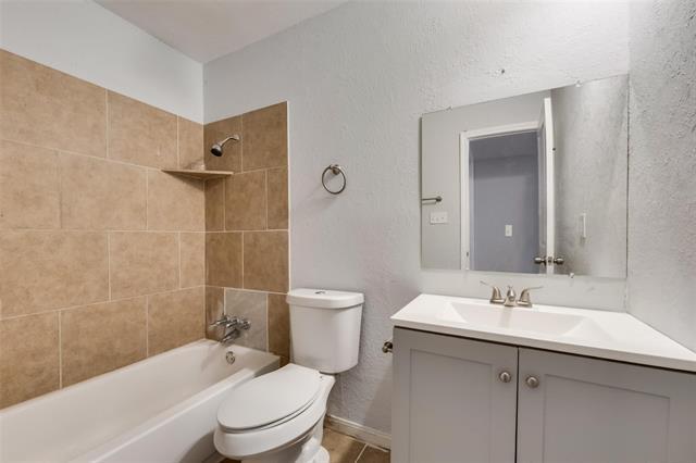 Building Photo - 454 Cambria Dr