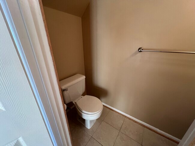 Building Photo - 1412 Nestlewood Ct