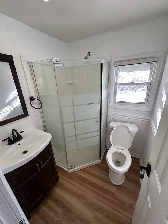 Building Photo - 215 Dunlap St