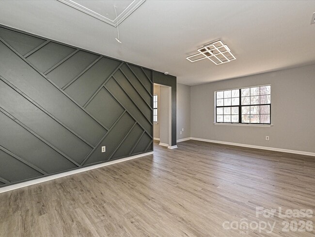 Building Photo - 6455 Tivoli Ct