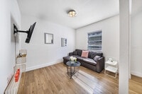 Building Photo - 237 38th St