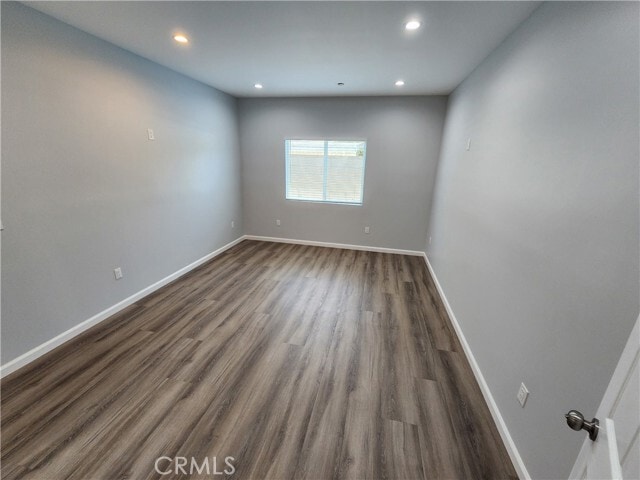 Building Photo - 15520 Tupper St