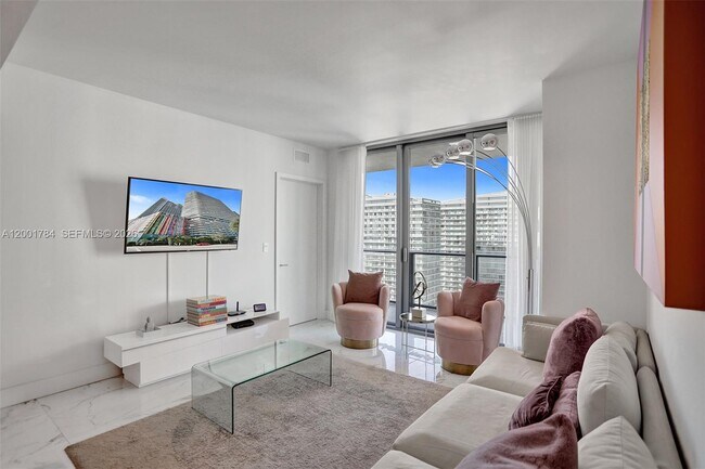 Building Photo - 1300 S Miami Ave