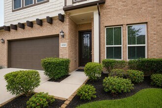 Building Photo - 22503 Miramar Bend Dr