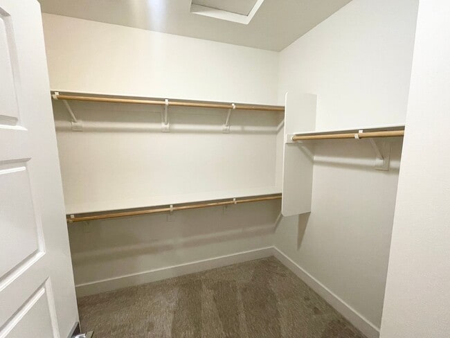 Building Photo - Updated 3 bed / 2.5 bath home in the desirable Frame & Focus community of Civita