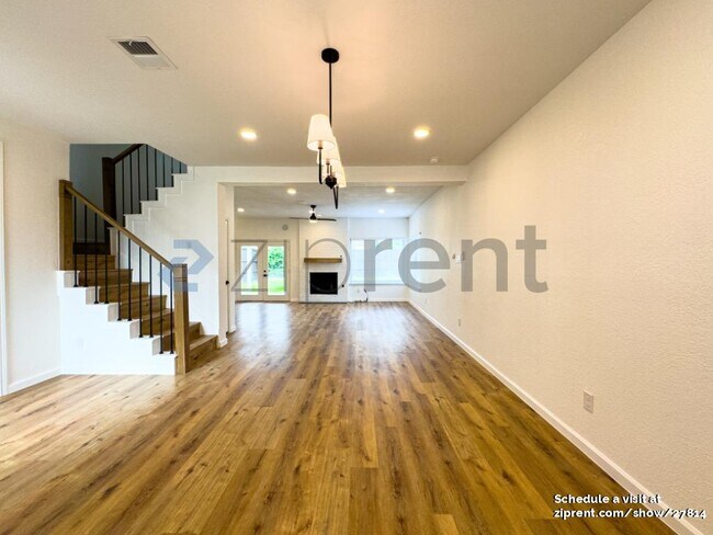 Building Photo - 4217 Red Spruce Ln