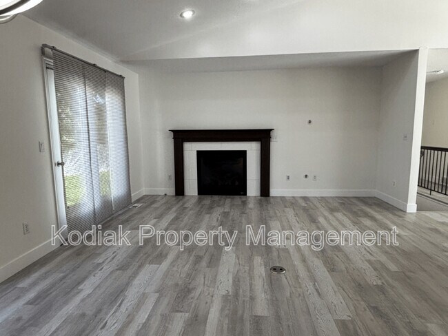 Building Photo - 3138 Aubrey Dee Cir