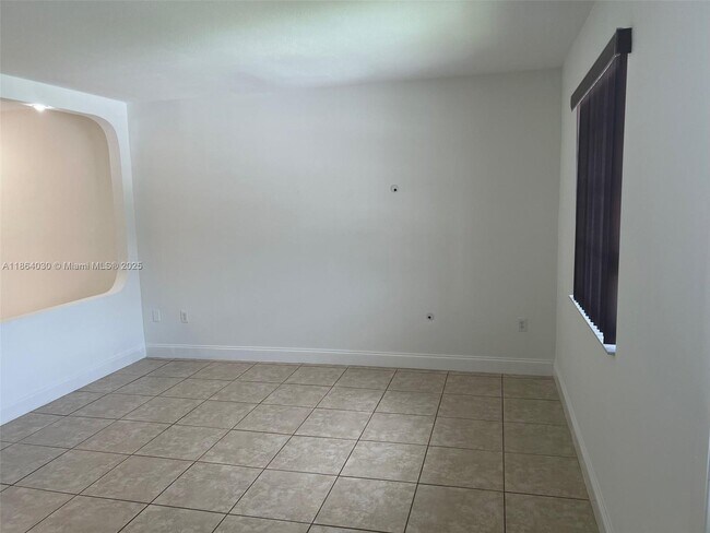 Building Photo - 13310 SW 40th St