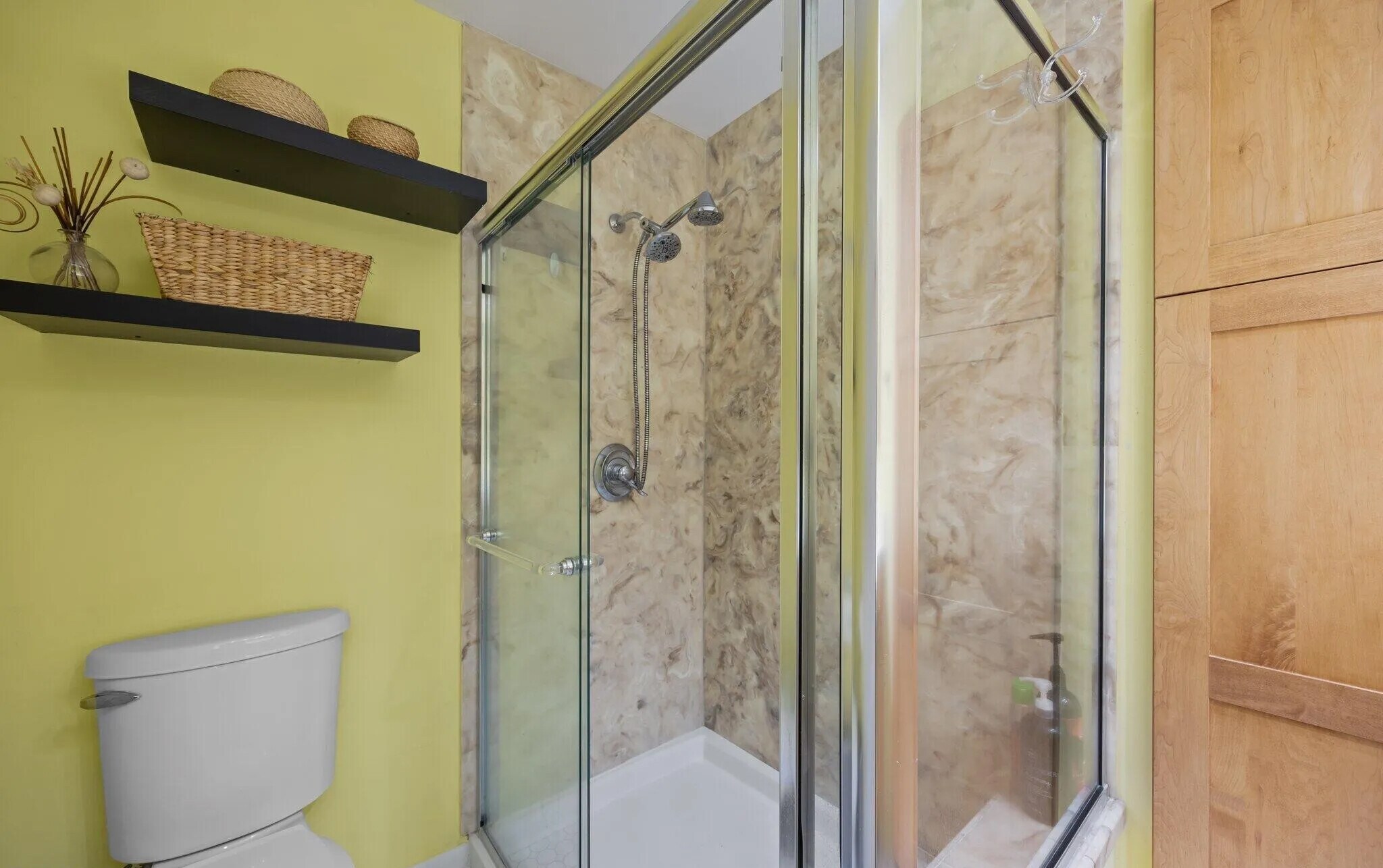 Master Bath - 117 Forecastle Ct