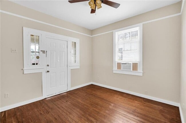 Building Photo - 2426 Eagle St