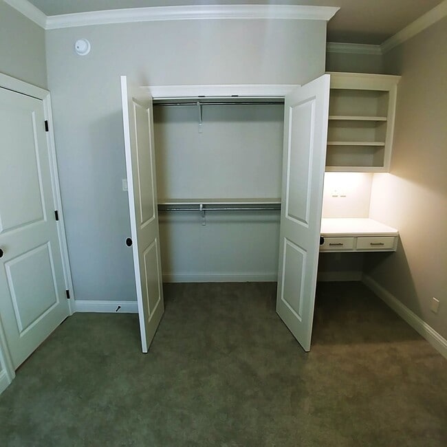 Building Photo - 104 Perfect Pl