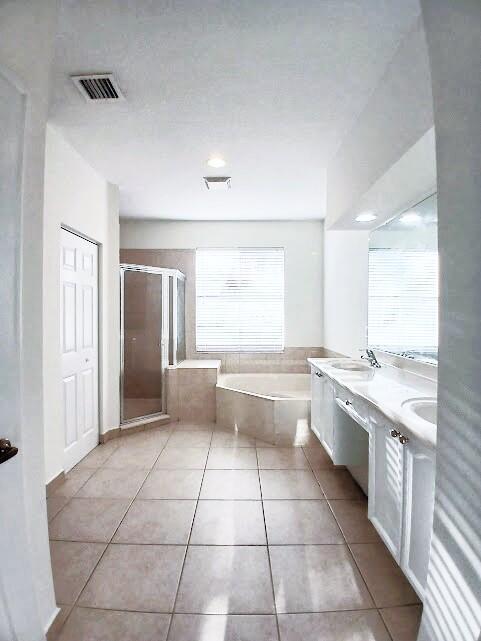 Building Photo - 1171 W Magnolia Cir