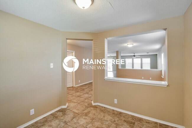 Building Photo - 3 Bedroom Pet-Friendly Home in San Antonio...