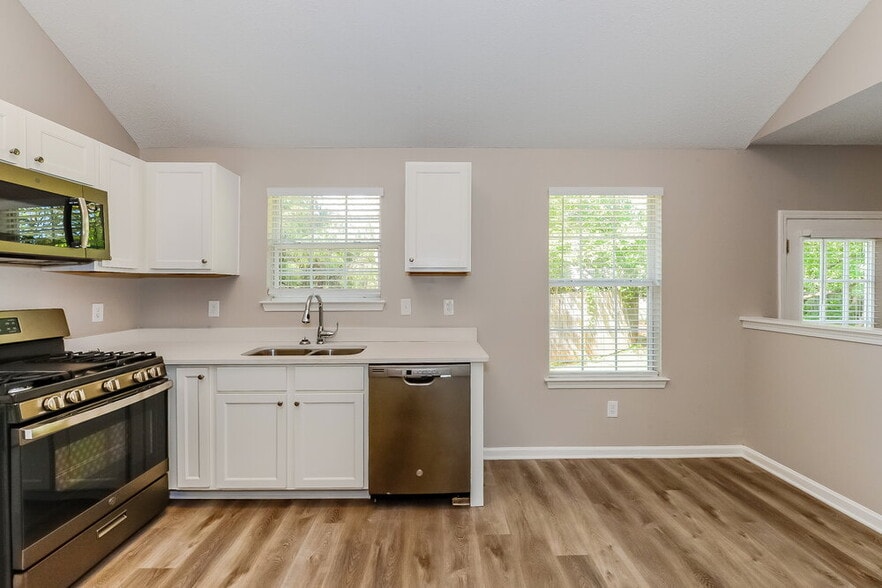 Building Photo - 2375 Marsh Rabbit Ln