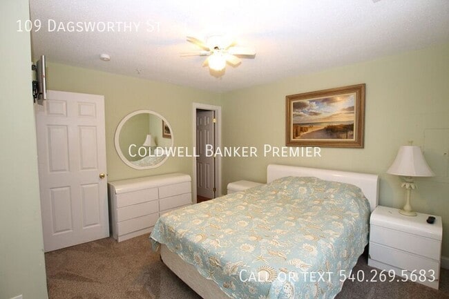 Building Photo - 109 Dagsworthy St