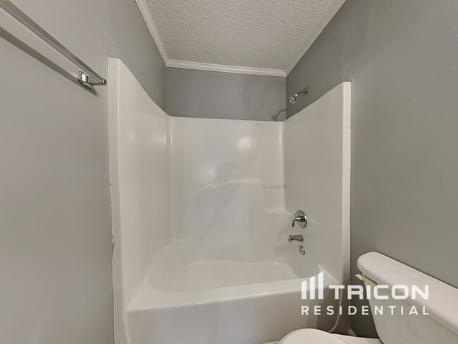 Building Photo - 8404 Sills Ct
