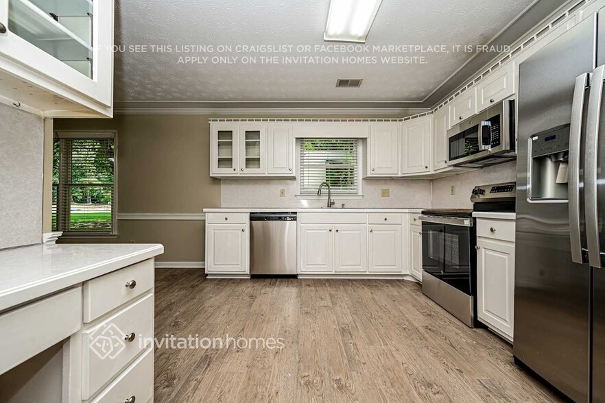 Building Photo - 169 Simeon Dr
