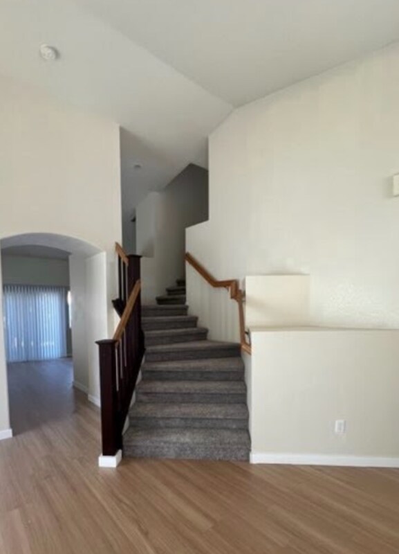 Building Photo - 1465 Venice Cir