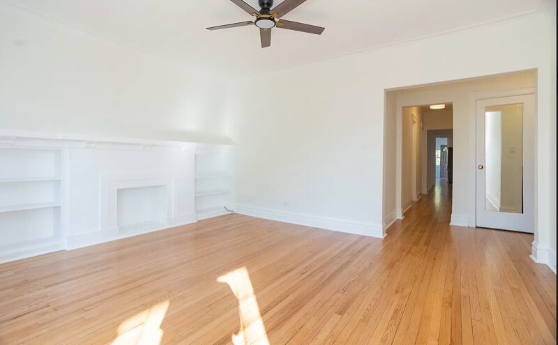 Building Photo - 6513 N Bosworth Ave