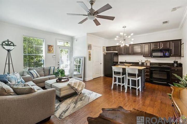 Building Photo - 888 S Kenilworth Pkwy