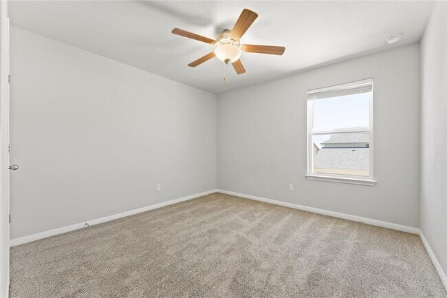 Building Photo - 917 Lone Peak Wy
