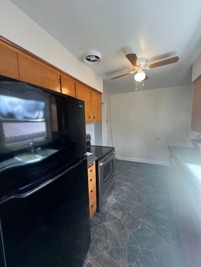 Building Photo - Sun-Drenched Mt. Tabor Home with Massive Yard & Oversized Shop-Garage!