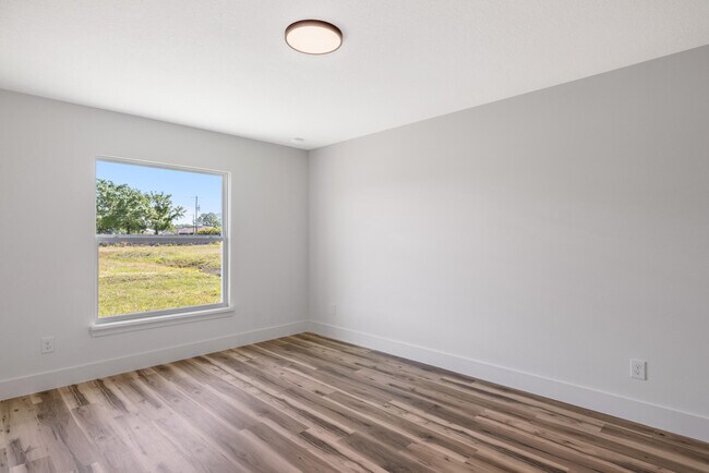 Building Photo - 2779 Quentin Ave SE
