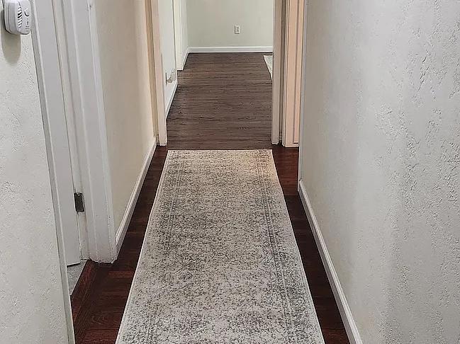 Building Photo - 1260 S Klein Ave