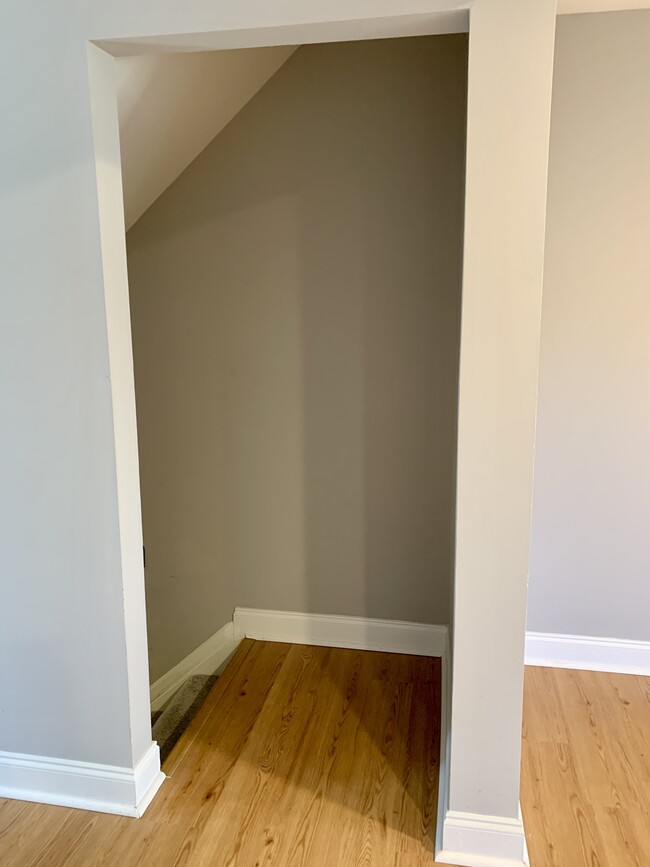 Basement Doorway - 7359 Hickory Log Cir