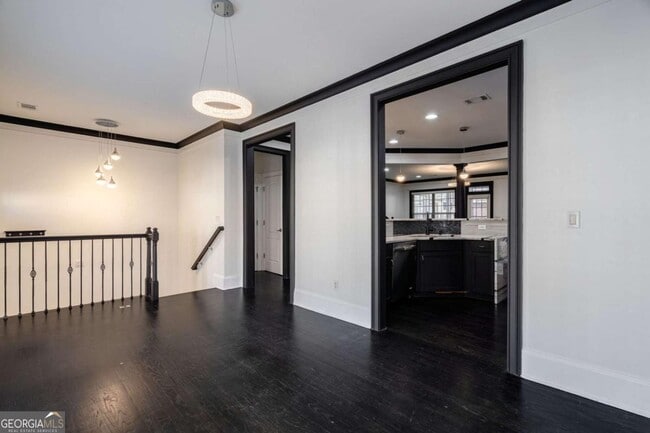 Building Photo - 2767 Durham Dr NE