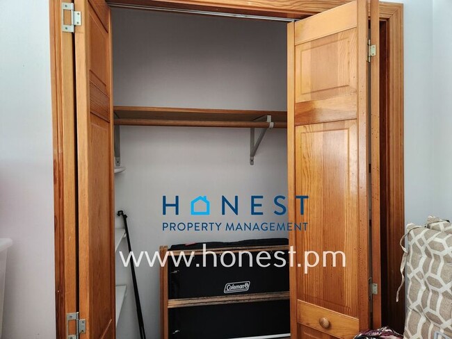 Building Photo - 12 Joey Ln