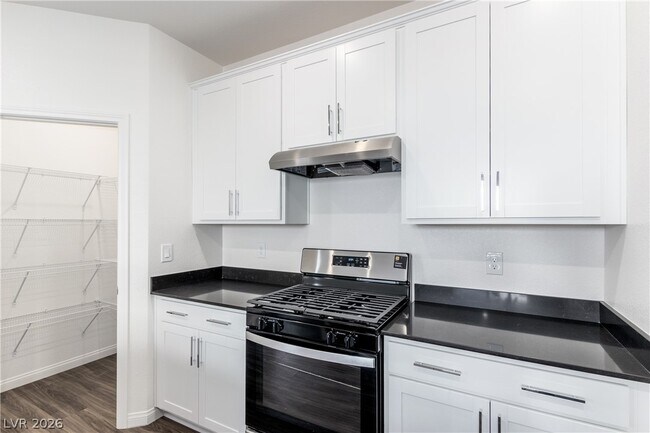 Building Photo - 2685 Abrantes Pl