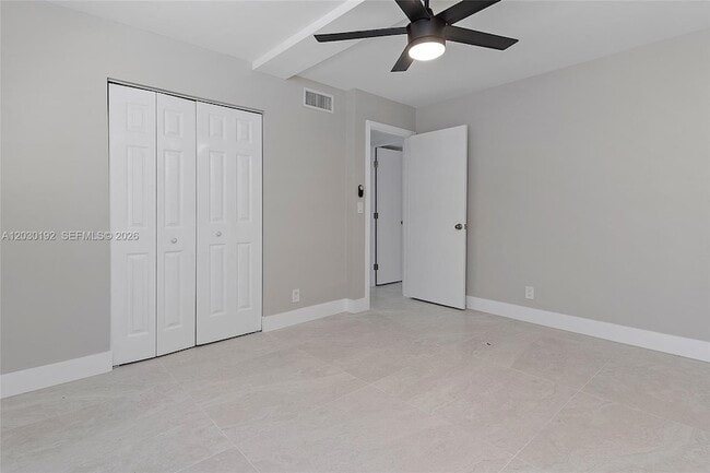 Building Photo - 193 Lakeview Dr